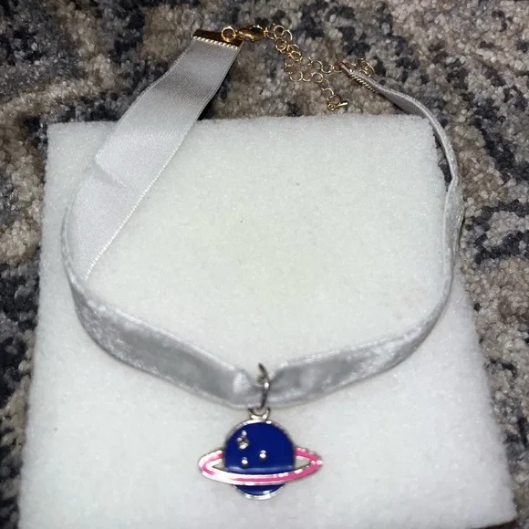 ❤️‍🔥BOGO FREE Outer Space Planet y2K Velvet Choker Necklace Boutique Jewel - Picture 3 of 3